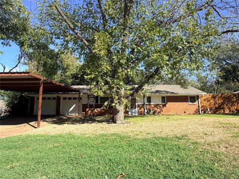 1405 Thompson Drive, Graham, TX 76450 — photo 2