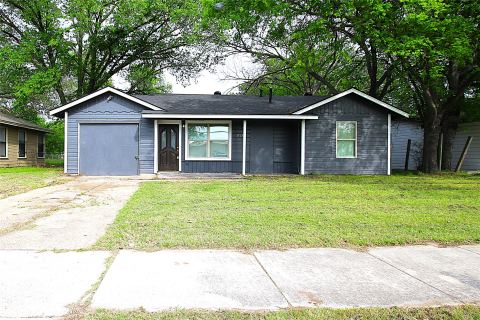 3713 Pate Drive, Fort Worth