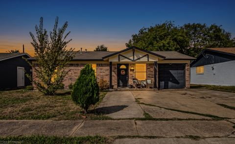 809 Pioneer Road