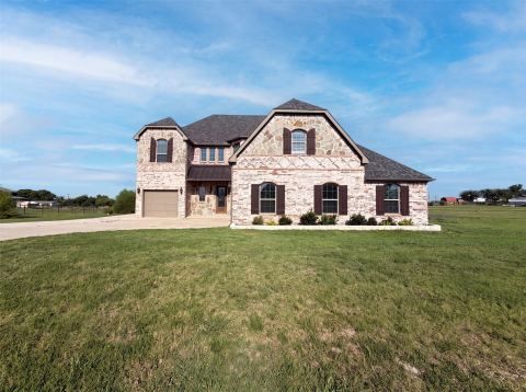 1208 Redbud Street, Howe