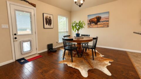 1814 Bersand Avenue, Gainesville, TX 76240 — photo 3