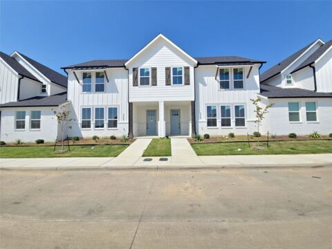 9569 Thorncrown Lane, Fort Worth