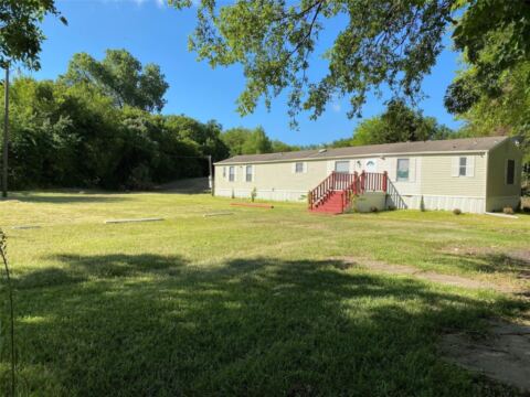 4201 N Interstate Highway 45, Ennis