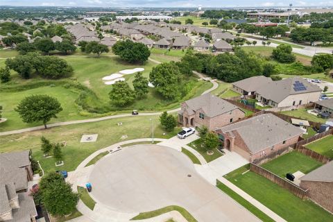3908 Crater Circle, Fort Worth, TX 76137 — photo 2