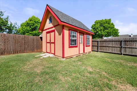 2800 Coventry Road, Crowley