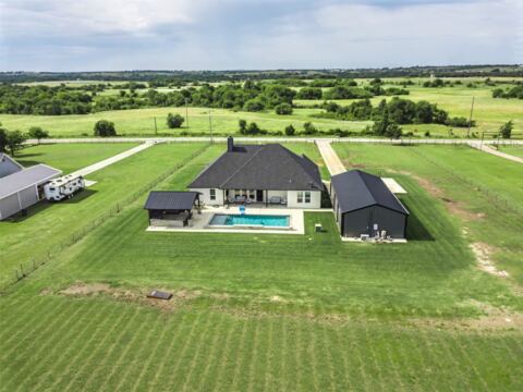 2433 Old Denton Highway, Decatur, TX 76234 — photo 2