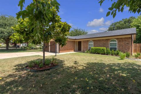 6617 Andora Avenue, Fort Worth