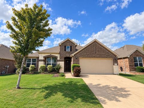 8121 Belgian Blue Court, Fort Worth