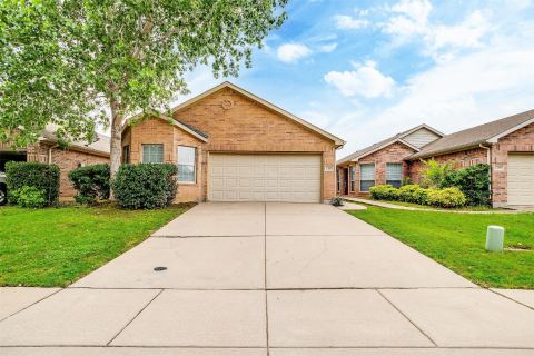 1205 Kielder Circle, Fort Worth