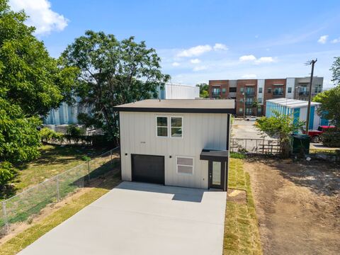 2508 Race Street, Fort Worth