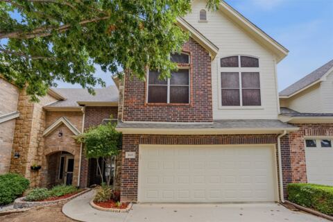 160 Greathouse Village, Decatur