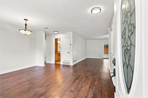 6705 Nola Court, Watauga, TX 76148 — photo 2