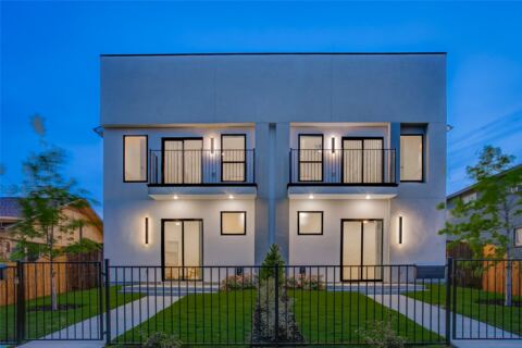 2313 S Vernon Avenue, Dallas