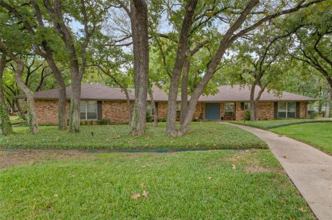 2420 Southridge Drive, Denton