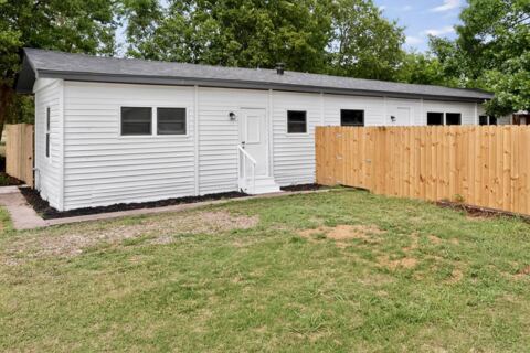 3112 Red River Street, Melissa