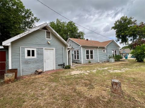 405 E South, Henrietta, TX 76365 — photo 3