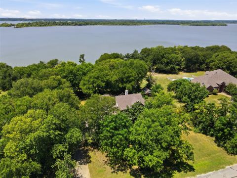 3101 W Oak Shores Drive, Cross Roads, TX 76227 — photo 2