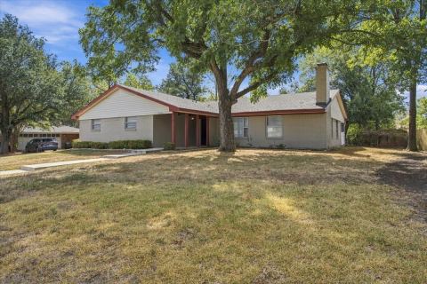 1105 Northwood Drive, Commerce