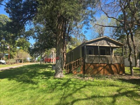 174 Maple Avenue, Streetman