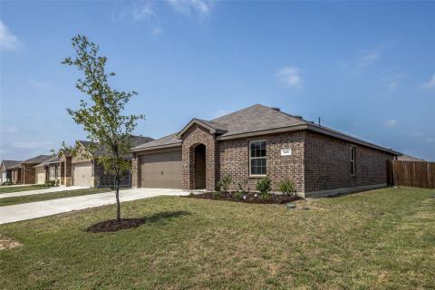 808 Saddle Horn Way, Royse City