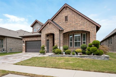 2615 High Bluff Drive, Mansfield