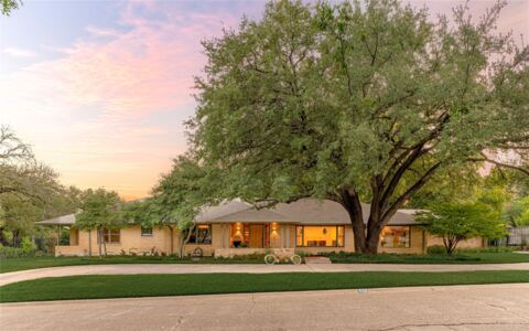 906 Leatrice Drive, Dallas