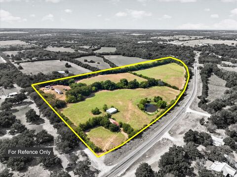 913 County Road 4232, Bonham, TX 75418 — photo 2