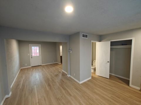 811 N Spears Street 108, Alvarado
