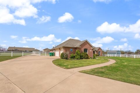 14001 Oak Bark Drive, Haslet