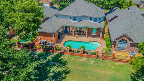 757 Village Green Drive, DeSoto