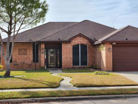 5776 Fenway Court, Haltom City