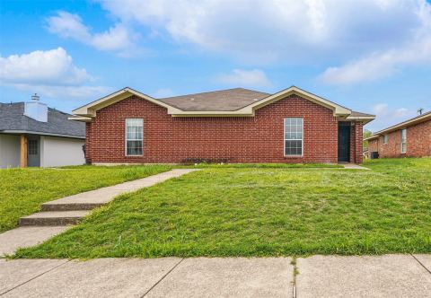 844 Potomac Drive, Lancaster