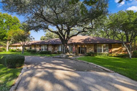 120 Friar Tuck Circle, Denton