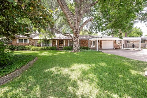 5100 Rose Street, Colleyville