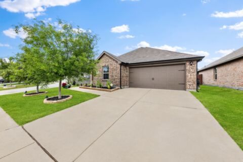 1111 Baldwin Lane, Ennis, TX 75119 — photo 2