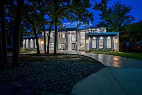 2919 Sutton Place, Southlake