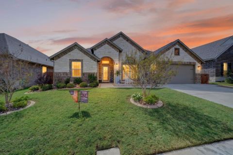 1528 Sidewinder Trail, Weatherford