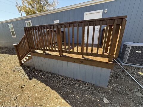 221 W Division Street, Graford