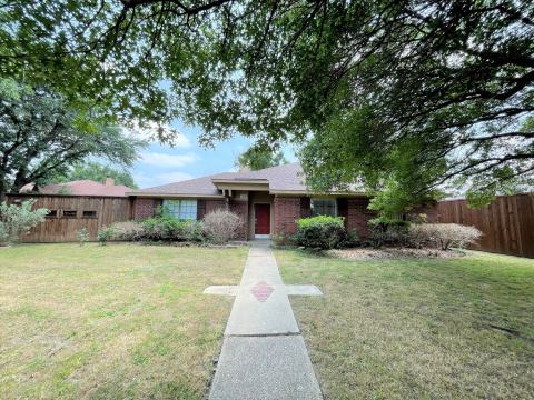 621 Phillips Drive, Coppell