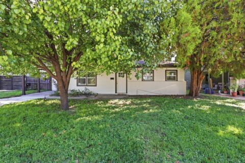 5885 Tracyne Drive, Westworth Village, TX 76114 — photo 2