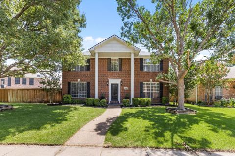 4048 Kirkmeadow Lane, Dallas