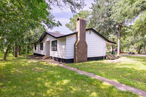 7478 County Road 1020, Wolfe City, TX 75496 — photo 2