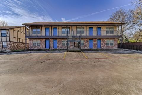 820 Southeast Parkway, Azle, TX 76020 — photo 2