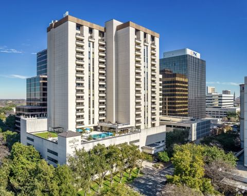 5909 Luther Lane 1000, Dallas