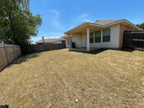 8513 Autumn Creek Trail, Fort Worth, TX 76134 — photo 2