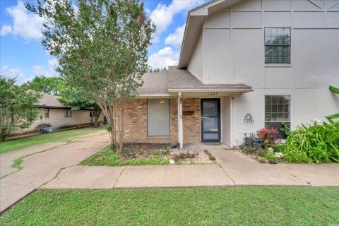 1205 Fairhaven Drive, Mansfield