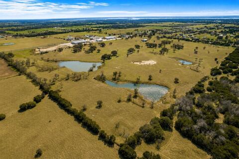 277 Deer Shadow Circle, Whitney, TX 76692 — photo 3