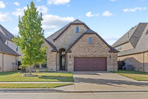 8416 Sandhill Crane Drive, Fort Worth