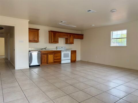 226 N Sixth, Wills Point, TX 75169 — photo 3