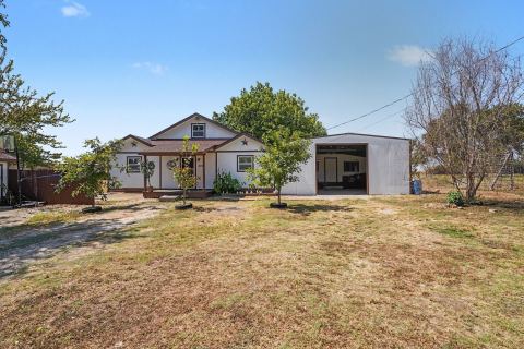 205 Davis Ranch Road, Alvarado